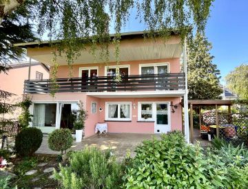 Tolles Familiendomizil in Bestlage von Eltville-Martinsthal, 65344 Eltville Martinsthal, Einfamilienhaus