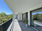 Große Terrasse Mittelgeschoss - EIN WOHNTRAUM FÜR DIE GANZE FAMILIE MIT PANORAMABLICK IN DIE NATUR