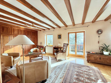 TOLLES WOHNEN MIT PANORAMABLICK KAMIN UND GARTEN IN TOPLAGE VON GEORGENBORN, 65388 Schlangenbad-Georgenborn, Haus
