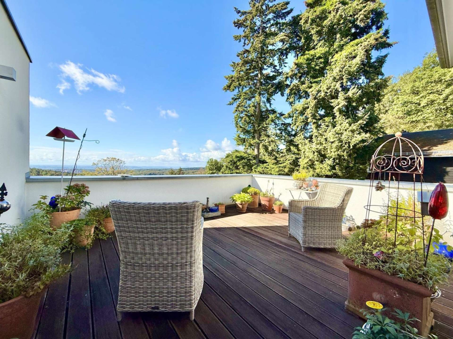 DACHTERRASSE IN SÜDAUSRICHTUNG