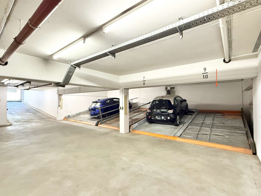 STELLPLATZ TIEFGARAGE