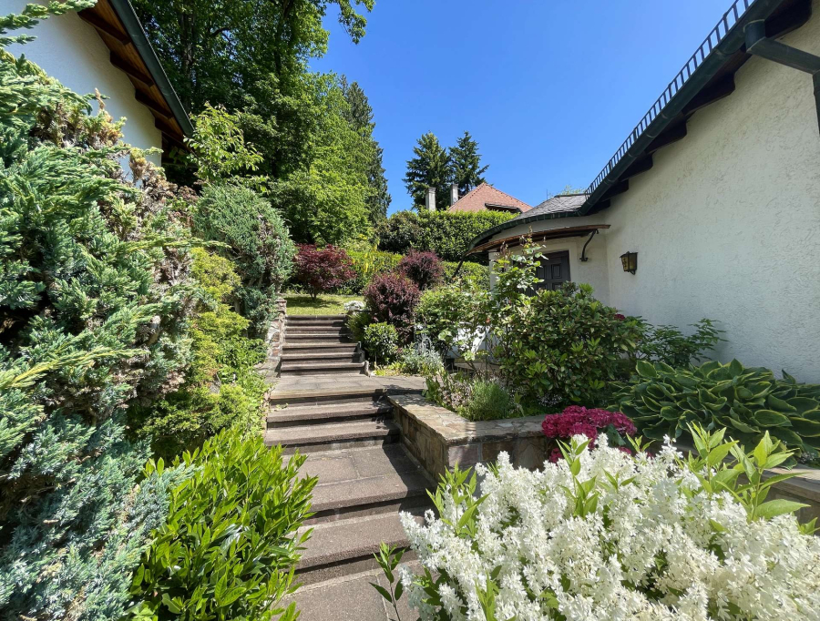 Aufgang zu Haus 2