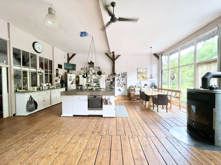 Wohnküche/Personalraum 64m²