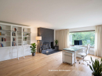 KI GENERIERTES HOMEOFFICE